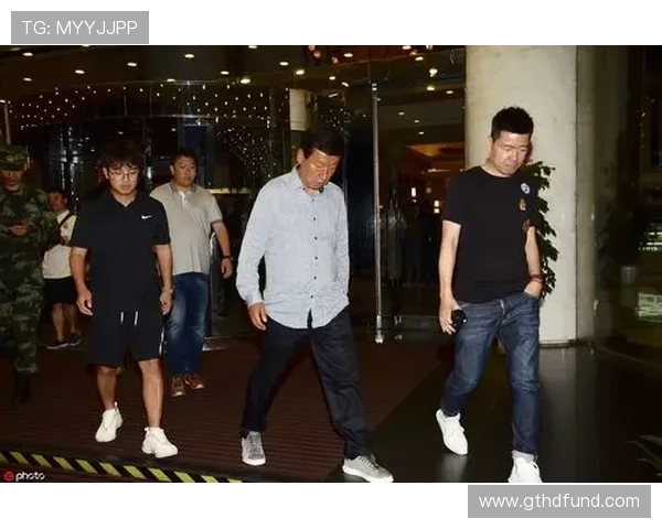 周军的足球人生深度对话：从球场传奇到教练之路的心路历程