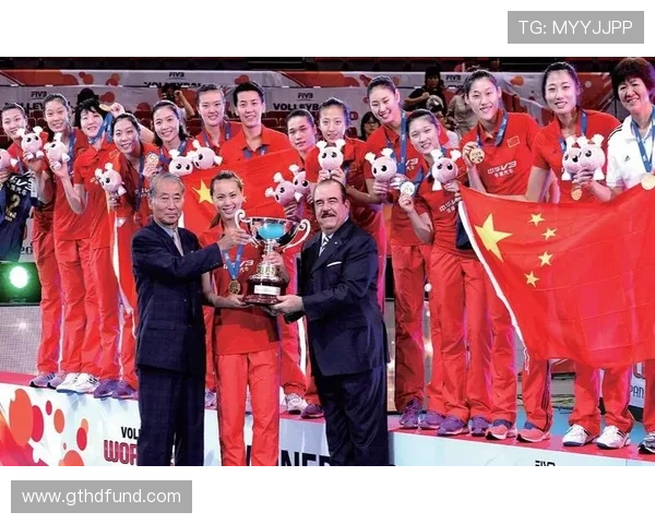 武汉排球队展现灵活战术与团队配合的精彩表现分析 武汉排球队展现灵活战术与团队配合的精彩表现分析